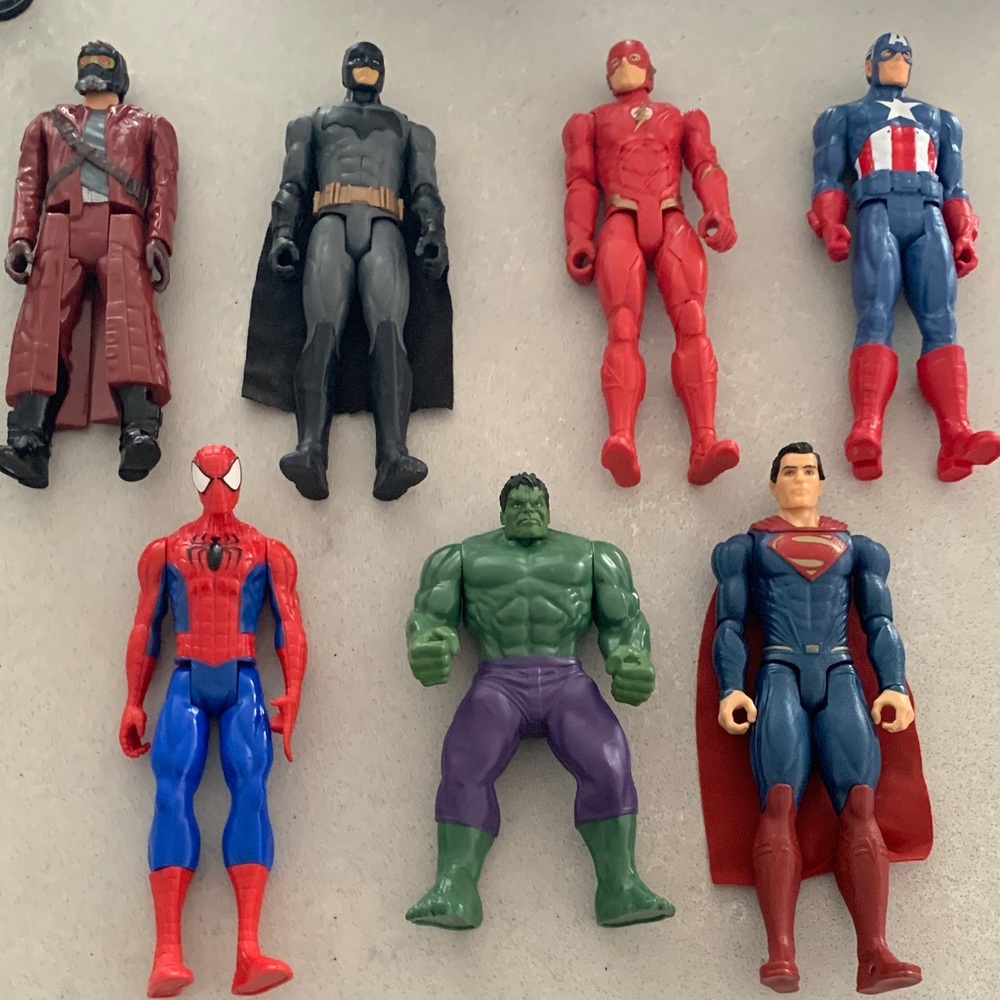 Superhero Action Figure Set - Picture 2 of 8
